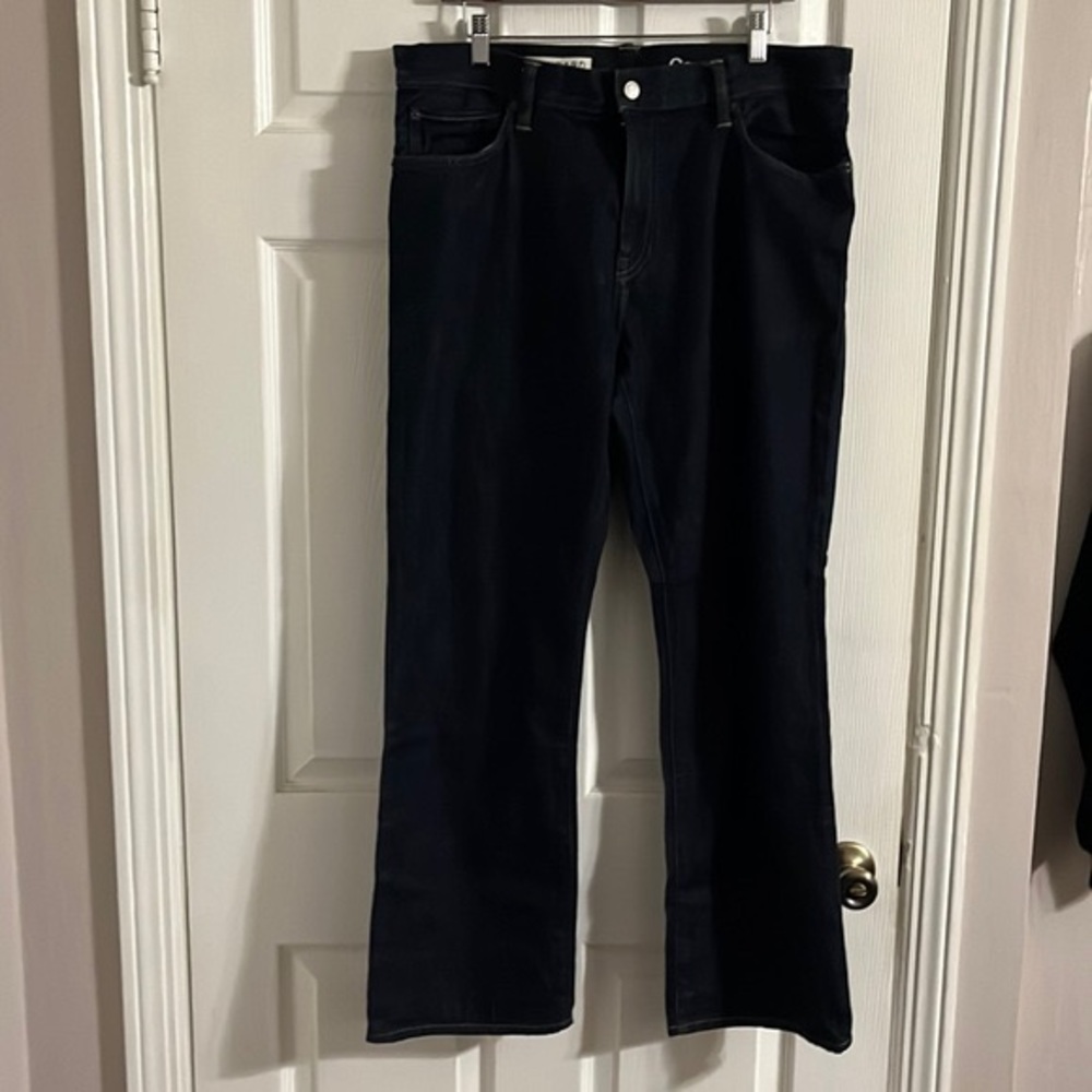 Gap dark wash jeans standard cut 34X 30